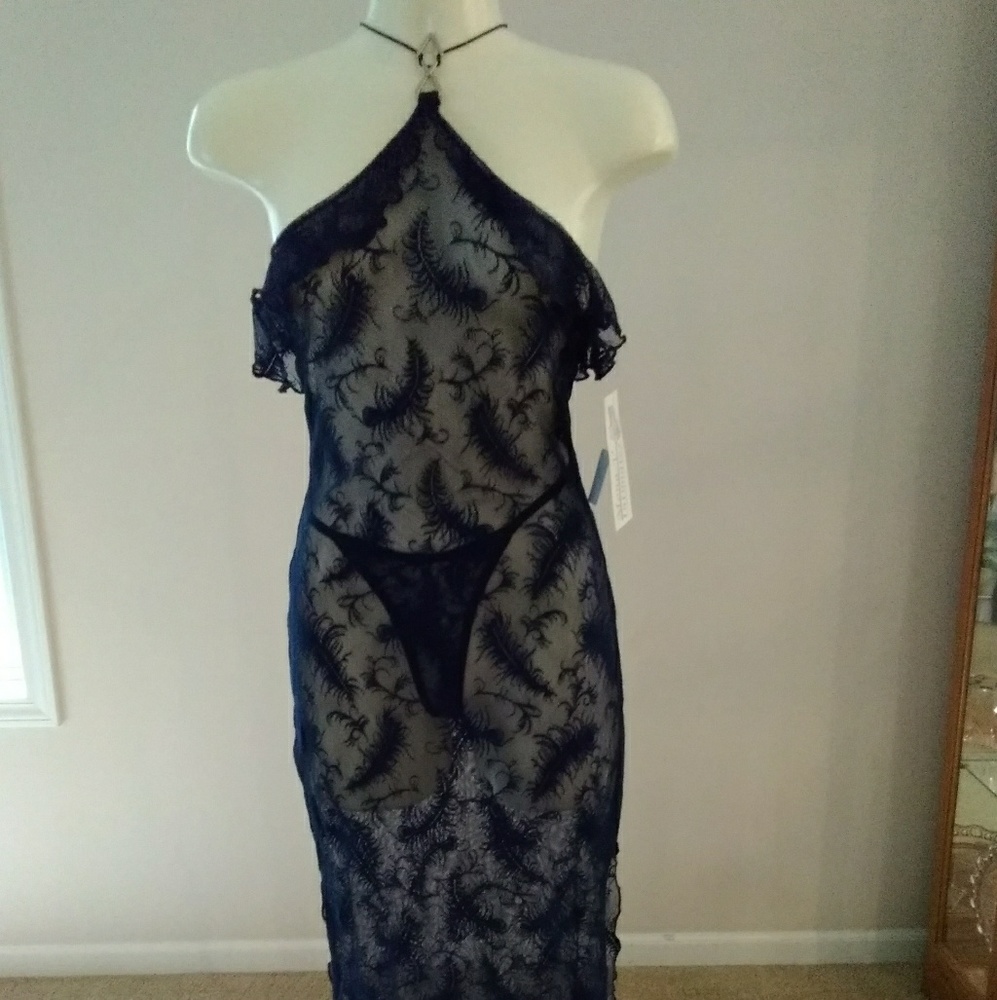 Mona V navy blue gown
